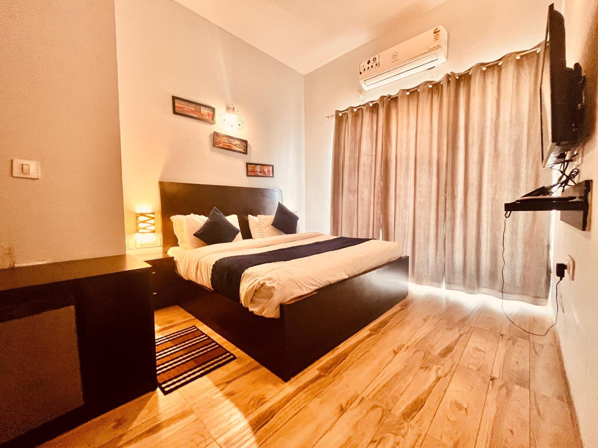 Pearl Grand Boutique Cottage In Omaxe Anandam Vrindavan - #Premium Ac Rooms With Balcony #Big Parking #Lift #Garden #Peaceful Area #Near Prem Mandir #Property Of The Year #Most Awarded Dış mekan fotoğraf