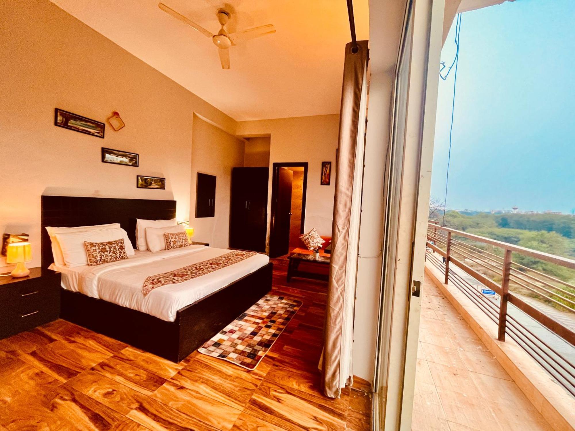 Pearl Grand Boutique Cottage In Omaxe Anandam Vrindavan - #Premium Ac Rooms With Balcony #Big Parking #Lift #Garden #Peaceful Area #Near Prem Mandir #Property Of The Year #Most Awarded Dış mekan fotoğraf