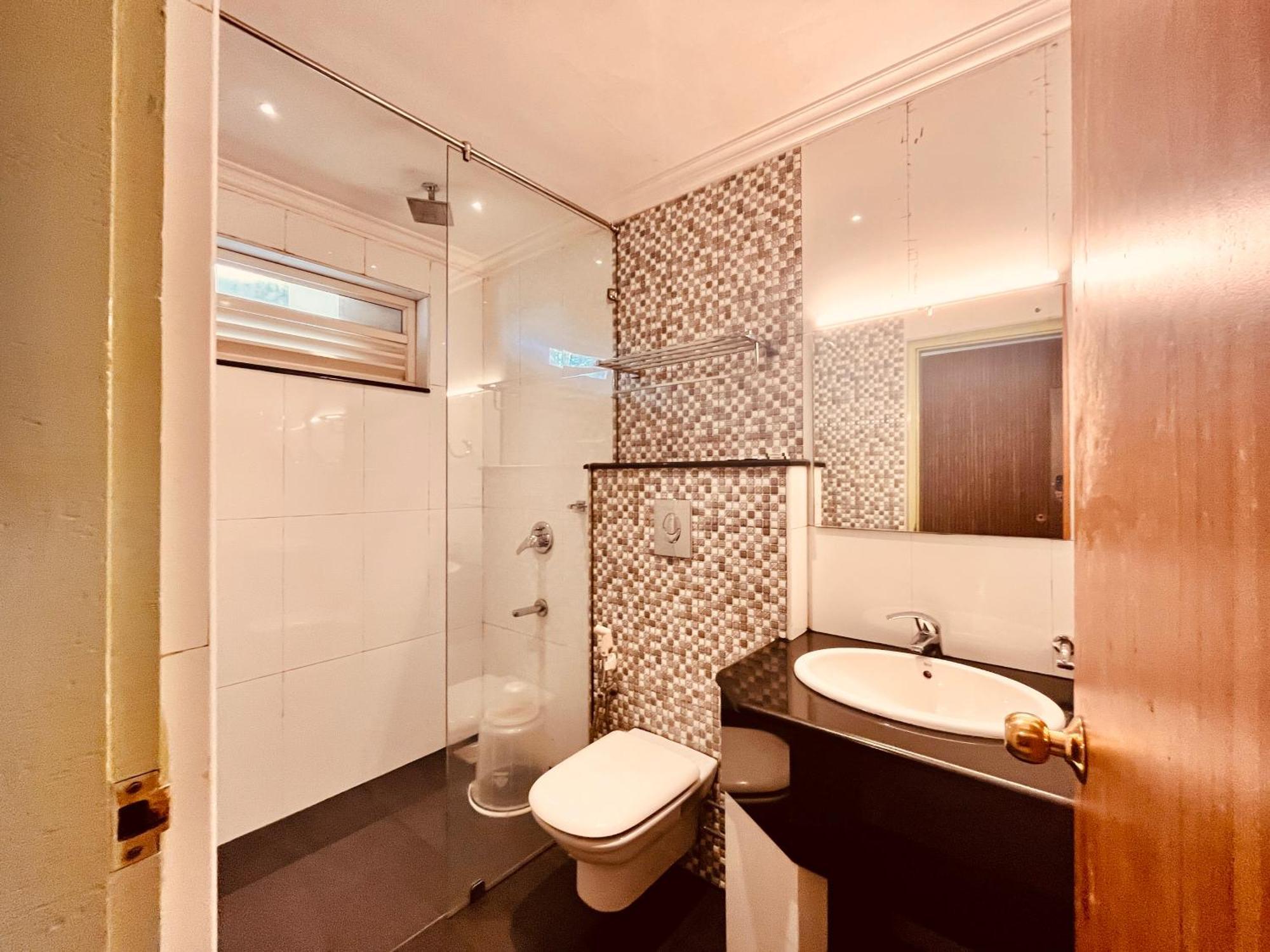 Pearl Grand Boutique Cottage In Omaxe Anandam Vrindavan - #Premium Ac Rooms With Balcony #Big Parking #Lift #Garden #Peaceful Area #Near Prem Mandir #Property Of The Year #Most Awarded Dış mekan fotoğraf